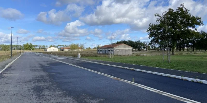 Loire-Atlantique : Amazon ambitionne de construire une gigantesque plateforme logistique