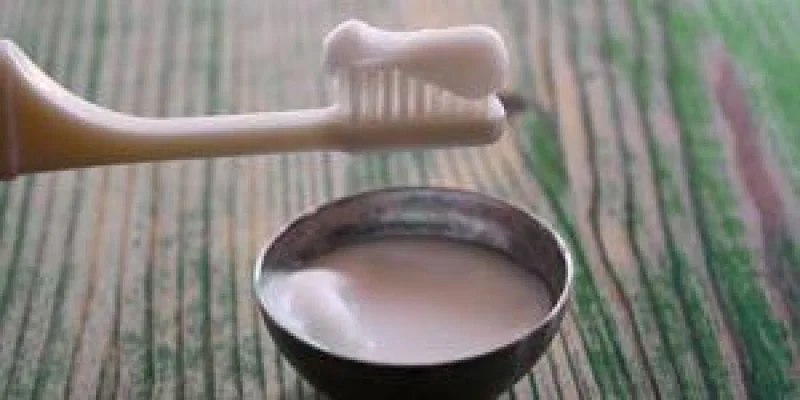 Comment fabriquer facilement un dentifrice naturel ?
