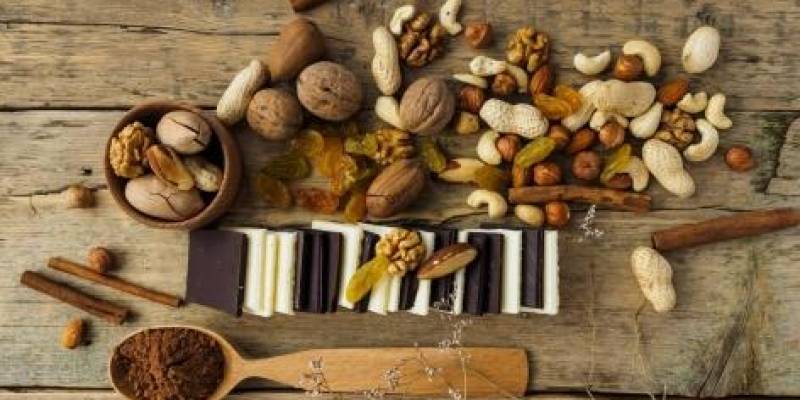 Cacao et fruits secs, bons pour le cerveau et la santé