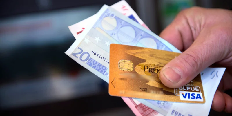 Crédits consommation: l'UFC-Que Choisir alerte contre 