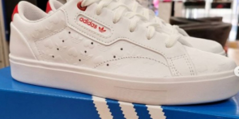 ADIDAS SLEEK Valentine pack - 90.00€ sur Bitume Cholet