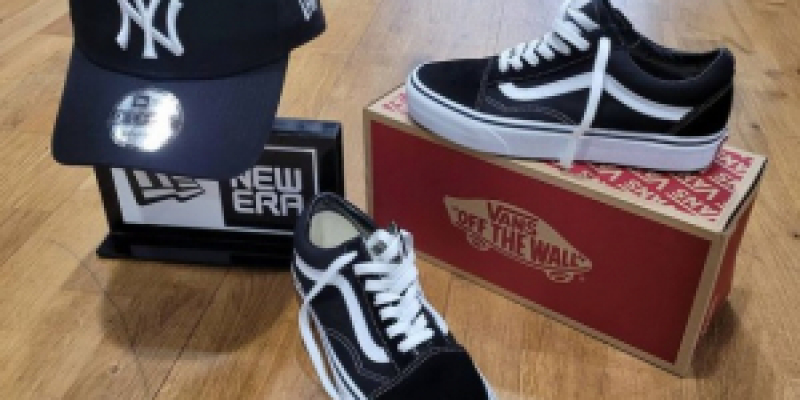 VANS OLD SKOOL Black/White - 75.00€ sur Bitume Cholet