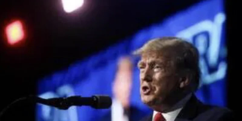 Après la tuerie au Texas, Trump appelle à « armer les citoyens » pour combattre le « mal »