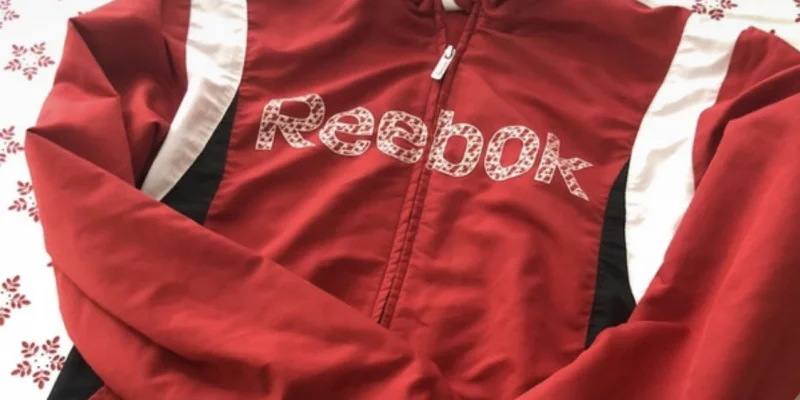 Veste Sweat Reebok 14 ans neuf Cholet