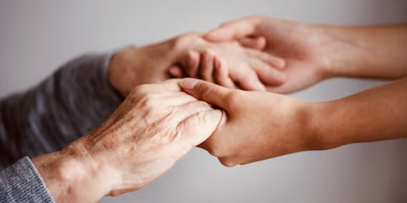 Aide à la personne Cholet | A vos p'tits soins