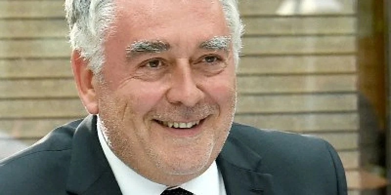 Gilles Bourdouleix : loi immigration