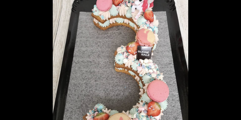 Gâteau d'anniversaire à Cholet, Beaupréau et aux Herbiers : l'incontournable Number Cake de Sucré Salé