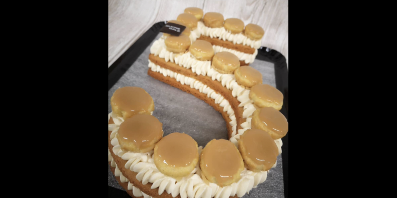 Gâteau d'anniversaire à Cholet, Beaupréau et aux Herbiers : l'incontournable Number Cake de Sucré Salé