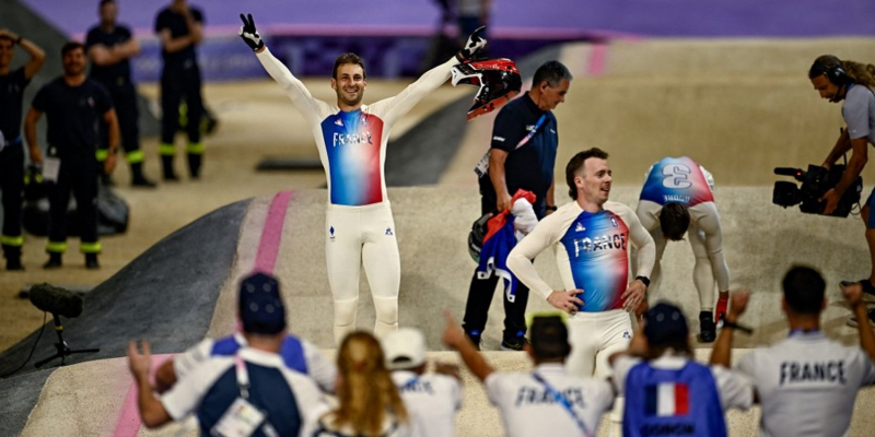 VIDEO. La course exceptionnelle du triplé historique pour les Français en finale du BMX aux JO de Paris 2024