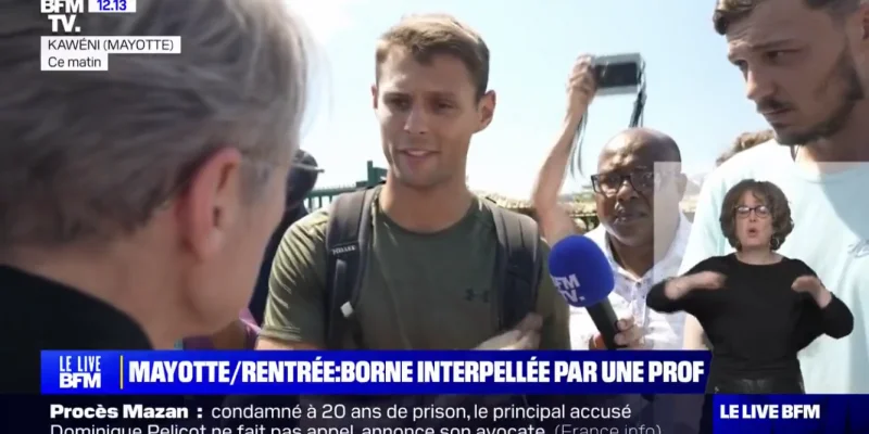 Vidéo Mayotte : Elisabeth Borne tourne le dos à deux professeurs en train de lui expliquer qu'ils n'ont vu personne