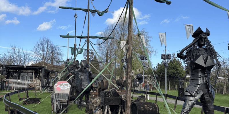 Insolite. Disque Planète : l'expo insolite de sculptures géantes à deux pas de Nantes !