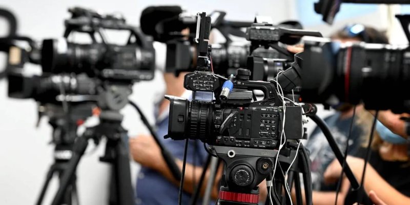 « La Los Angeles de l’Anjou » : cette humoriste se moque (encore) de Cholet dans l’émission « Quotidien »