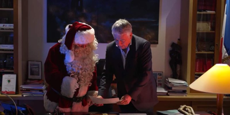 La magie de Noël arrive à Cholet ! 🎄🎅✨ Illuminations féeriques, décorations scintillantes, spectacles pour tous