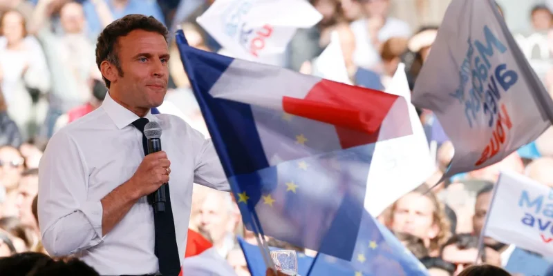 Non, l'ISF ne faisait pas fuir les riches, comme le dit Emmanuel Macron