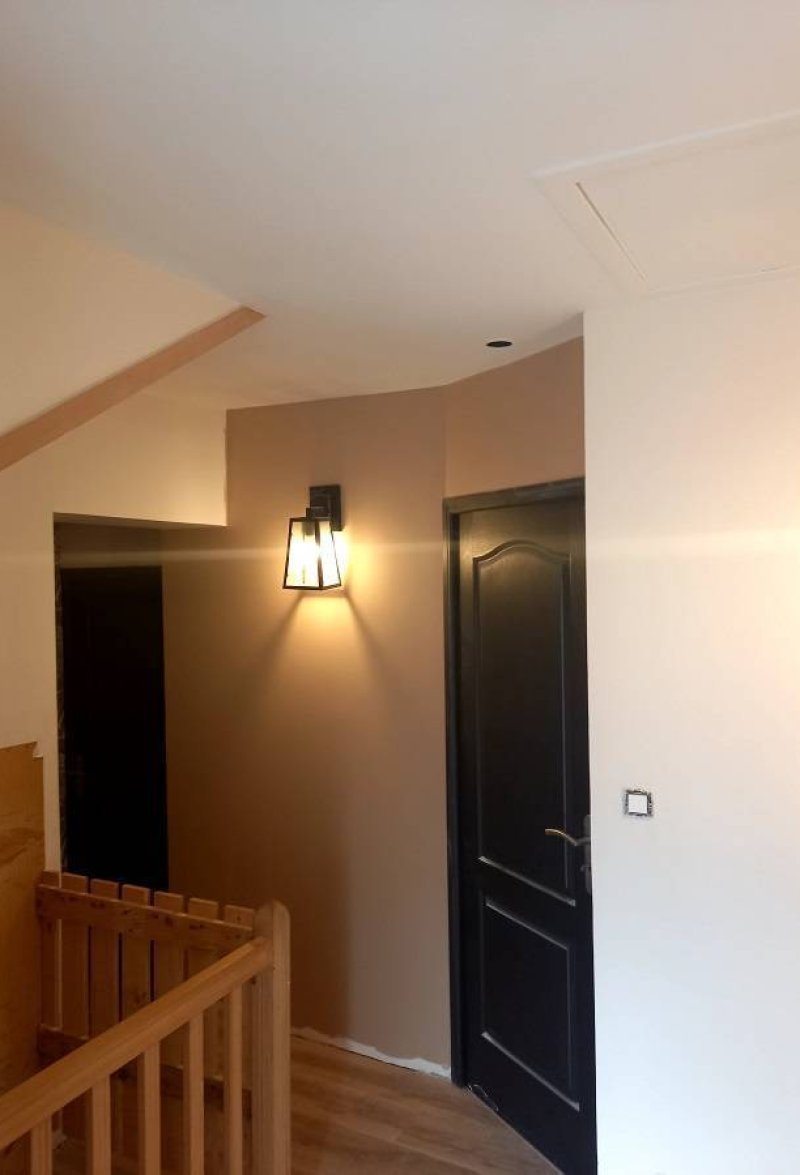 Peintre décorateur Cholet : peinture intérieure et peinture extérieure