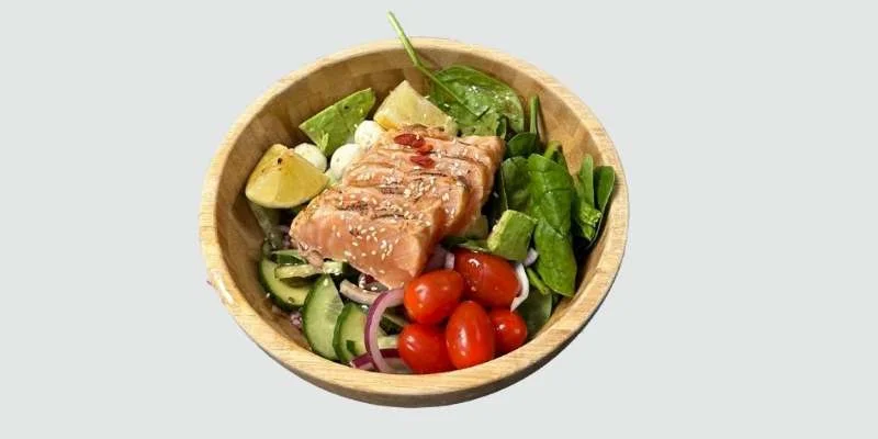 Poke bowls, salades : Poke thon/saumon/poulet/veggi, Salade italienne/césar/veggi/c