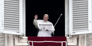 Le pape François estime que les plaisirs culinaires et sexuels sont "simplement divins"