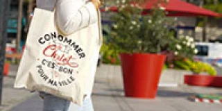 Consommer à Cholet : le tote bag en vente à l'Office de Tourisme - Cholet.fr