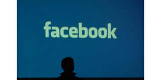 Pour intimider l'Europe, Facebook menace de la quitter