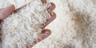 Du riz vendu chez Carrefour contaminé par des bactéries rappelé en urgence