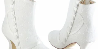 Bottines de mariage ivoire avec broderies - Instant Précieux