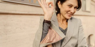 Résiliation judiciaire pour non-respect du forfait jours : Une Directrice défendue par le Cabinet obtient gain de cause en justice