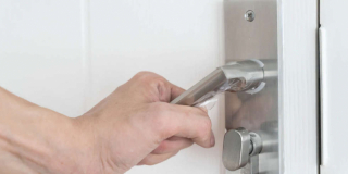 Serrurier Eckbolsheim : intervention rapide et propre pour débloquer votre porte ou serrure