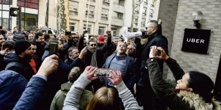 Uber condamné à verser 17 millions d'euros à 139 chauffeurs lyonnais