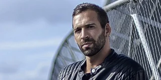 Il a doublé Keanu Reeves pour John Wick 4, mon entrevue avec Vincent Bouillon !