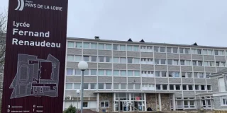 Avec 1 400 élèves, Renaudeau est le plus grand lycée public de la ville