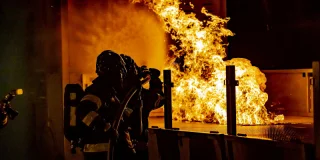 Ãvacuation d'un immeuble à Cholet après qu'un incendie se soit déclaré dans une des caves