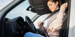 Permis de conduire : l'âge légal pour conduire est abaissé à 17 ans