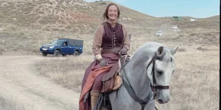 Elle était doublure cascade pour Emily Blunt, interview de la cascadeuse Lucile Pérez !