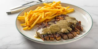 Ce restaurant nantais cartonne depuis 47 ans alors qu'il ne propose qu'un seul plat !