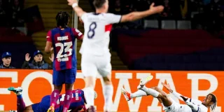 Barça-PSG : « Il ne pouvait rien faire », Barcola explique comment il a poussé Araujo à la faute