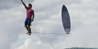 JO Paris 2024 : « J'ai juste appuyé sur le bon bouton », la photo folle du surfeur Gabriel Medina