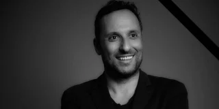 De l'Amour Ouf à la Pampa, Il mixe les bandes-annonces de films, interview avec Lionel Guenoun