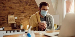 Peut-on travailler ailleurs pendant un arrêt maladie ?