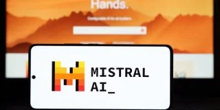 « Tout le monde le fait, donc nous aussi » : les méthodes pirates du cofondateur de Mistral AI dévoilées