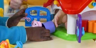 « Le jeu et l’enfant » : une soirée débat pour répondre aux questions des parents à Cholet