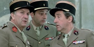 🎬 Pourquoi Aldo Maccione a quitté La 7e Compagnie ? Les coulisses d’un remplacement culte !