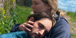 Tourné à Ingrandes-le-Fresne-sur-Loire, Arthur Harari dévoile les dessous du film avec Léa Seydoux, Interview !