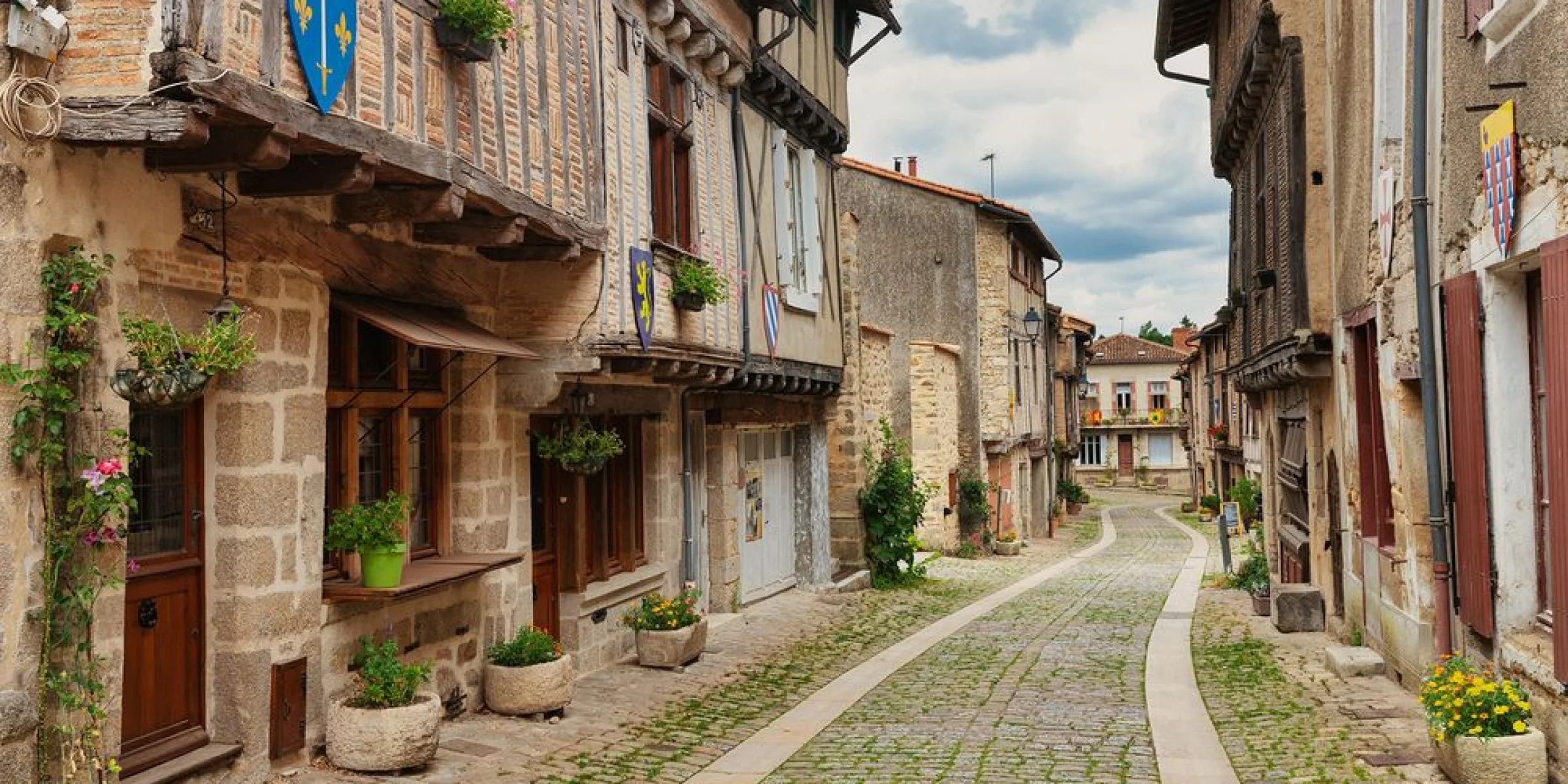 Visiter Parthenay : préparez votre séjour et voyage Parthenay